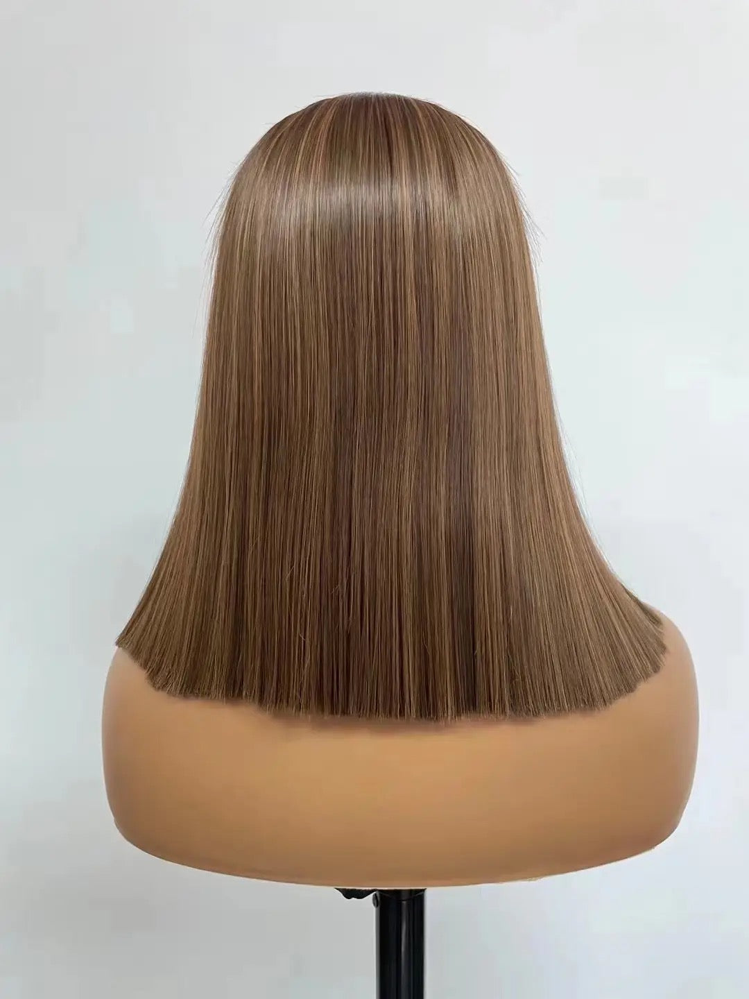 Peluca Cabello Sintético Premium (frontal HD) 12”